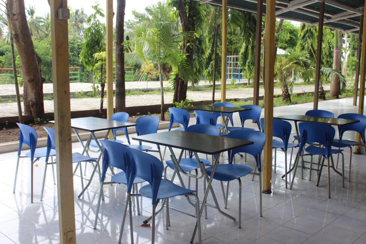 Pondok Wisata Dan Restoran Elim Ваингапу Экстерьер фото