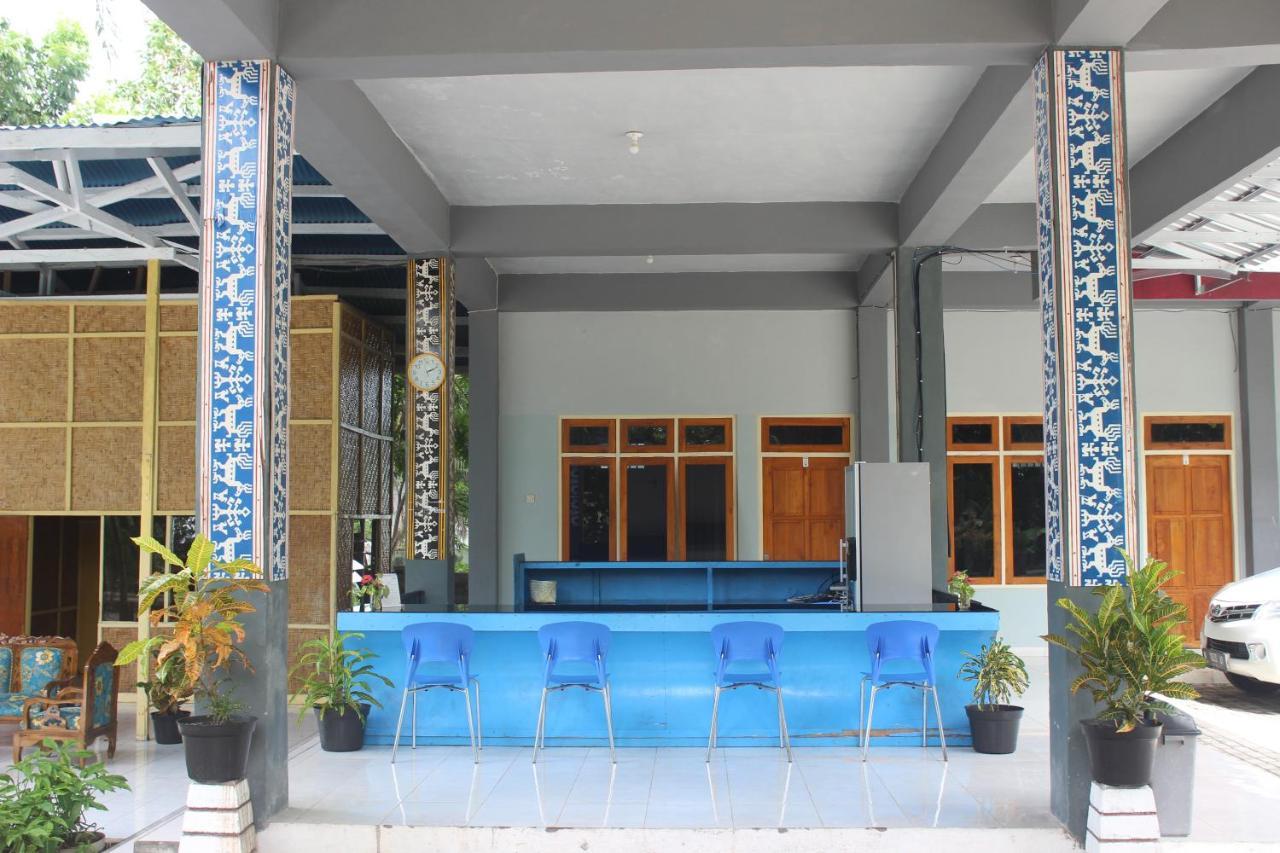 Pondok Wisata Dan Restoran Elim Ваингапу Экстерьер фото